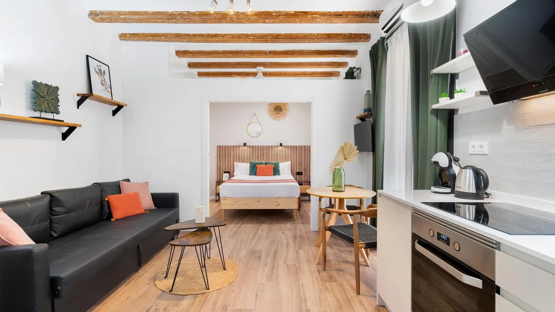 Lodging Apartments Almirall Beach 31 Barselona 0*,  İspanya