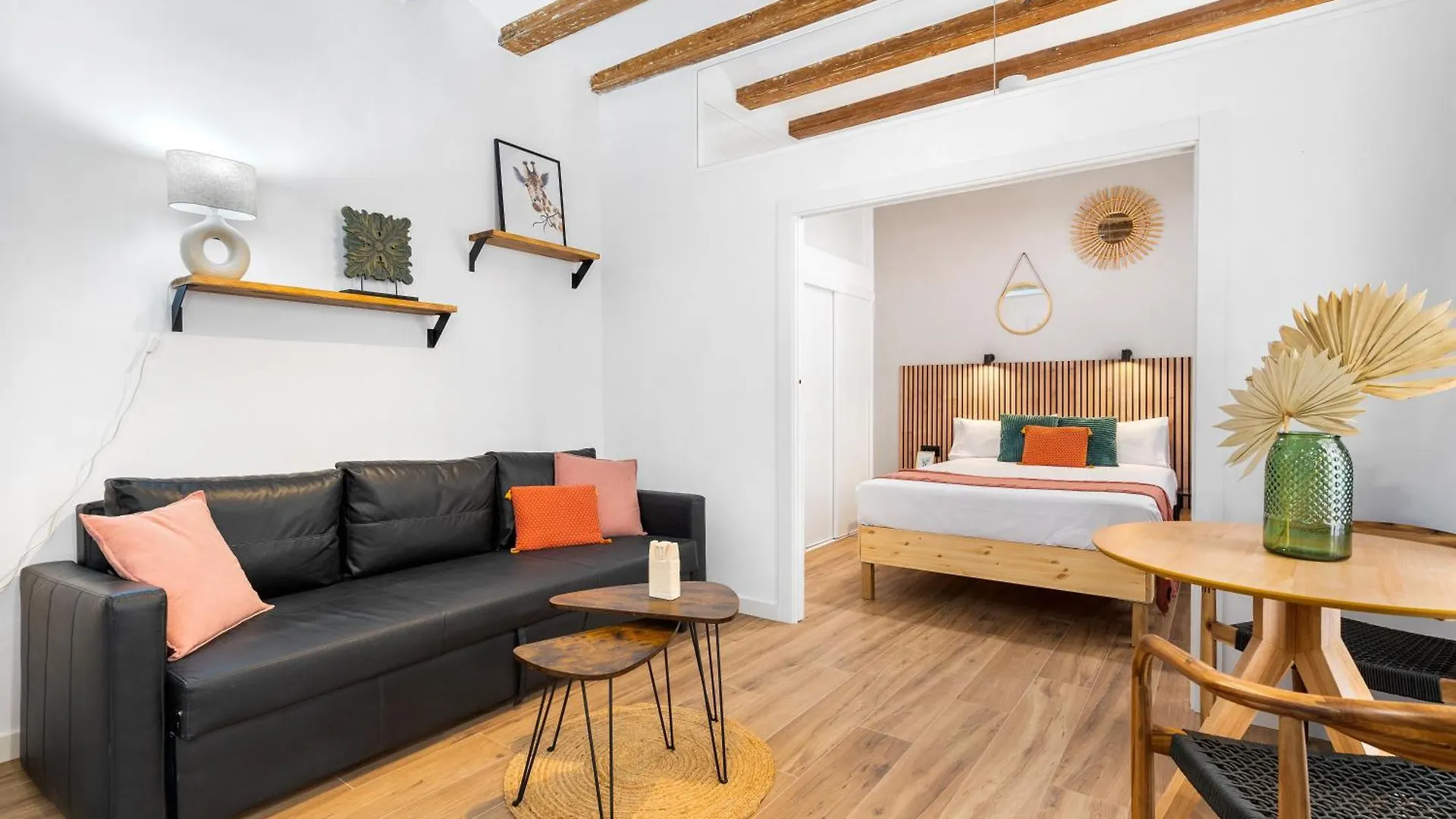 Lodging Apartments Almirall Beach 31 Barselona 0*,  İspanya