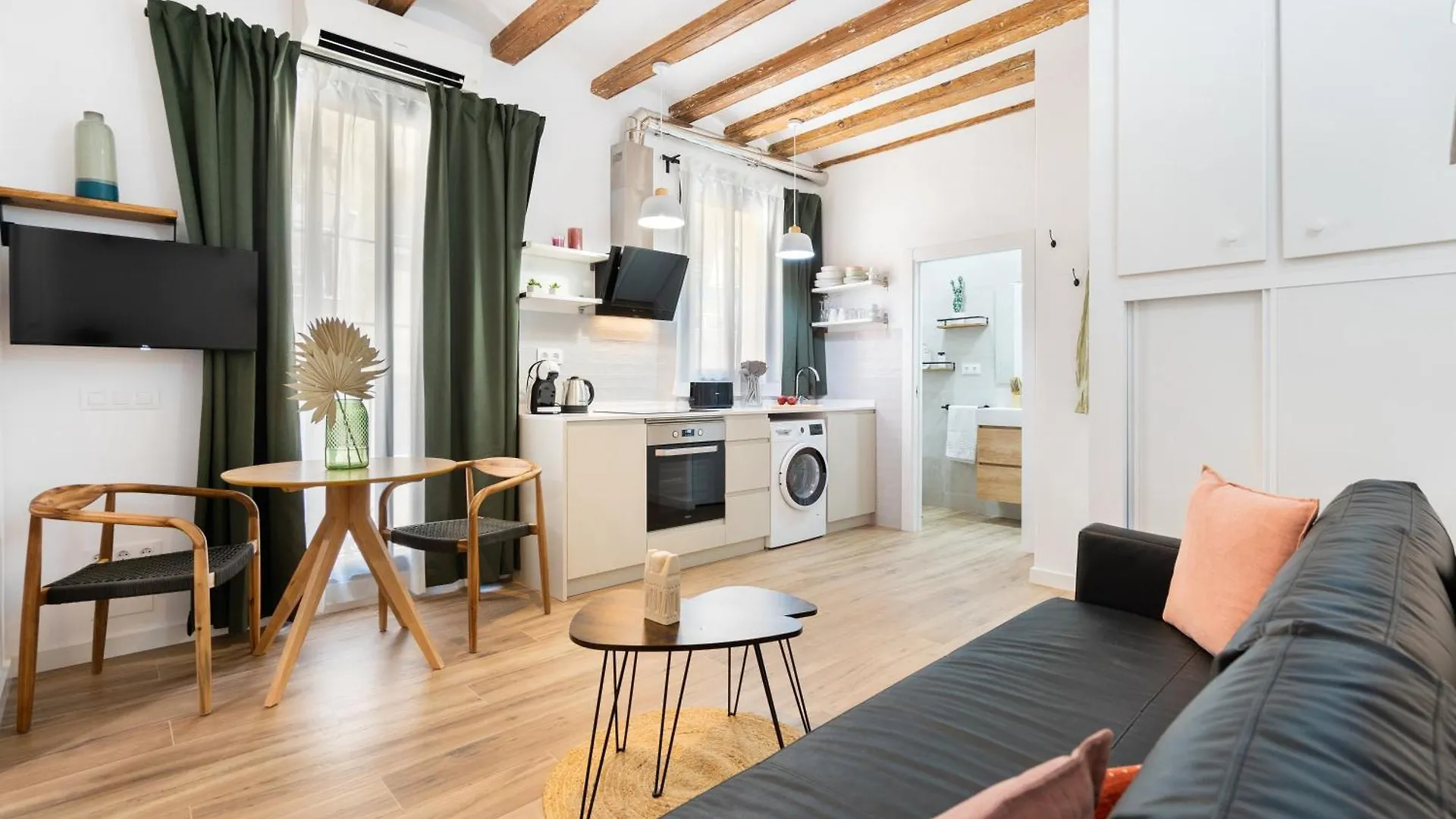 Lodging Apartments Almirall Beach 31 Barcelone